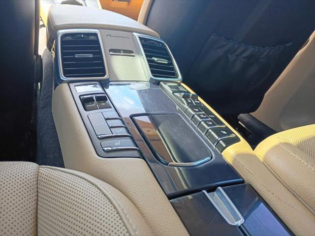 2016 Porsche Panamera 4S
