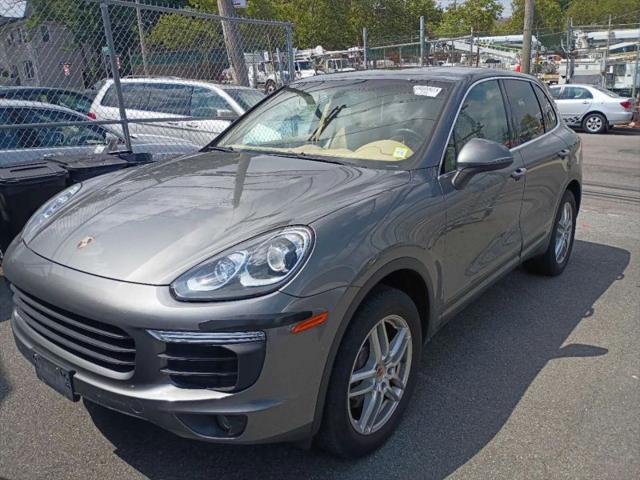 2016 Porsche Cayenne Base