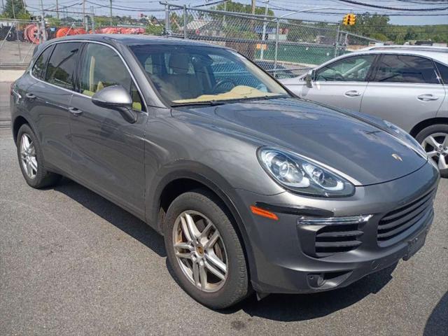 2016 Porsche Cayenne Base