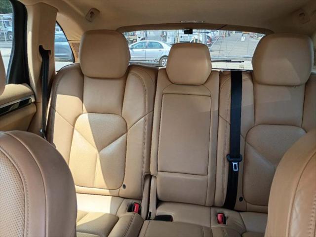 2016 Porsche Cayenne Base