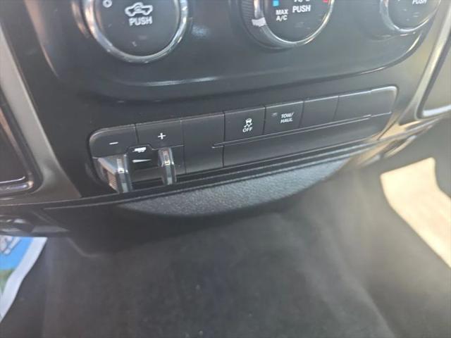 2017 Ram 2500 SLT Crew Cab 4x4 6'4" Box