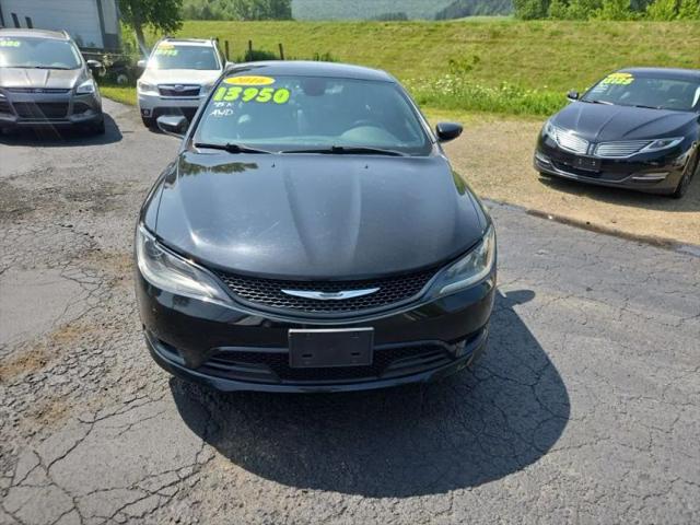 2016 Chrysler 200 S