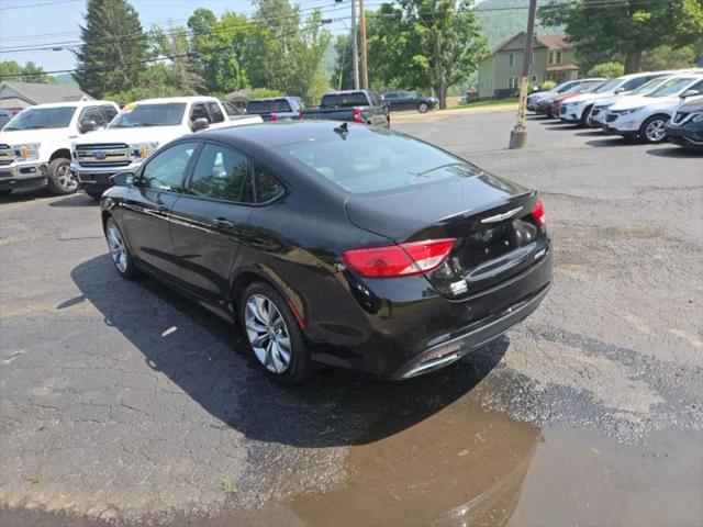 2016 Chrysler 200 S