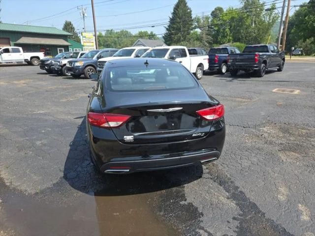 2016 Chrysler 200 S