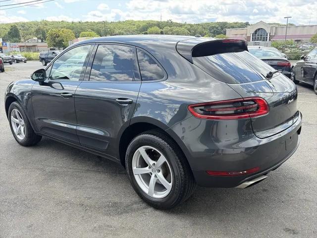 2017 Porsche Macan Macan