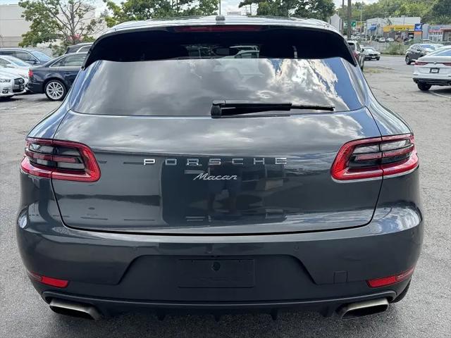 2017 Porsche Macan Macan