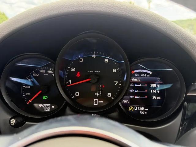 2017 Porsche Macan Macan