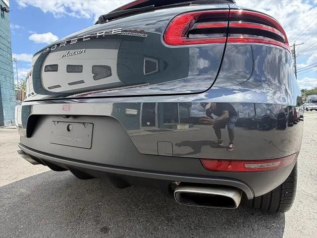 2017 Porsche Macan Macan