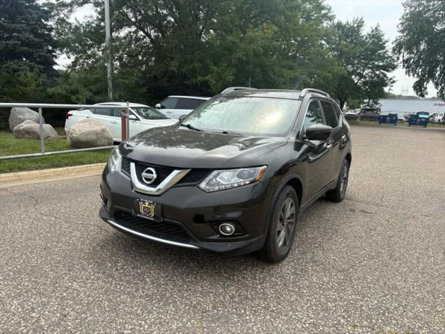 2016 Nissan Rogue SL for sale in Burnsville, MN