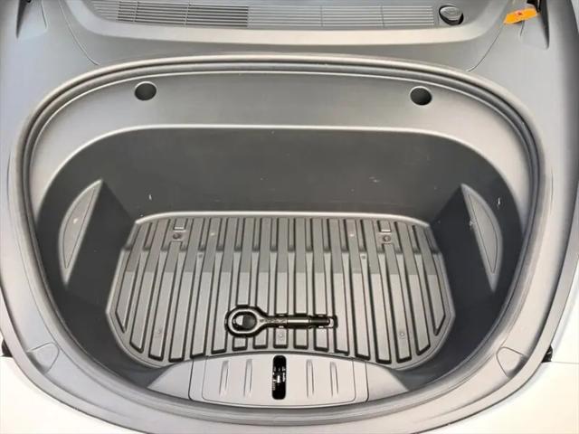 2022 Tesla Model 3 Rear-Wheel Drive