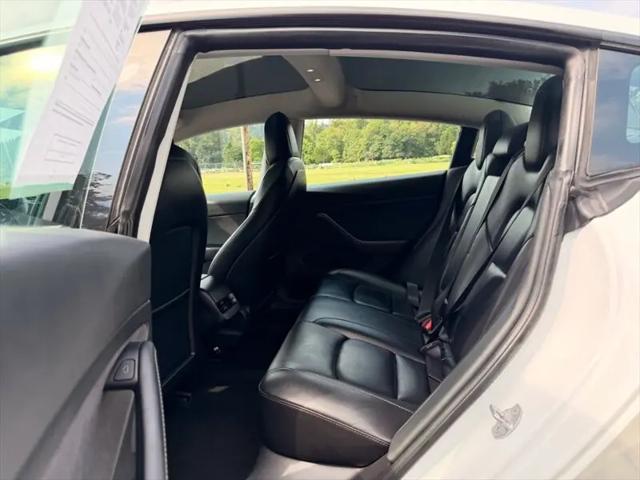 2022 Tesla Model 3 Rear-Wheel Drive