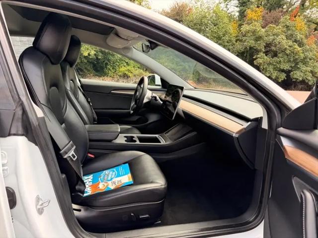 2022 Tesla Model 3 Rear-Wheel Drive