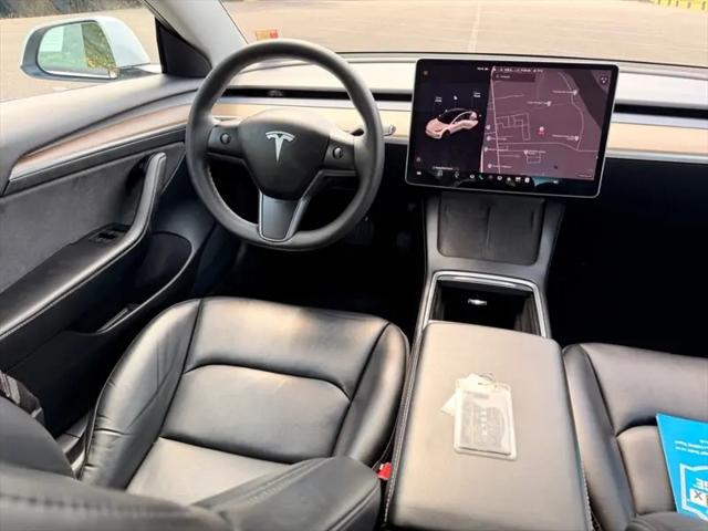 2022 Tesla Model 3 Rear-Wheel Drive