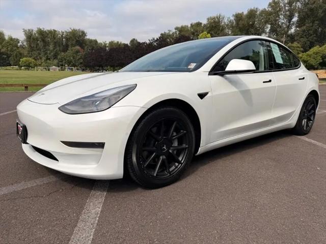 2022 Tesla Model 3 Rear-Wheel Drive