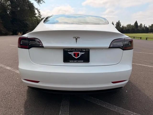 2022 Tesla Model 3 Rear-Wheel Drive