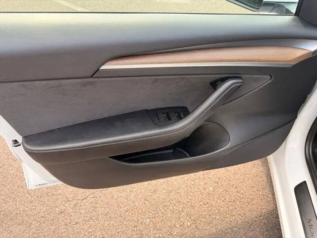 2022 Tesla Model 3 Rear-Wheel Drive