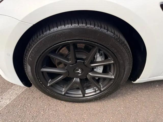 2022 Tesla Model 3 Rear-Wheel Drive