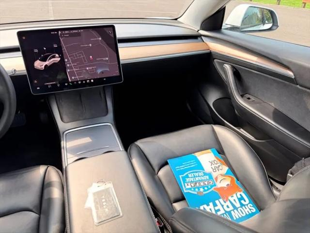 2022 Tesla Model 3 Rear-Wheel Drive