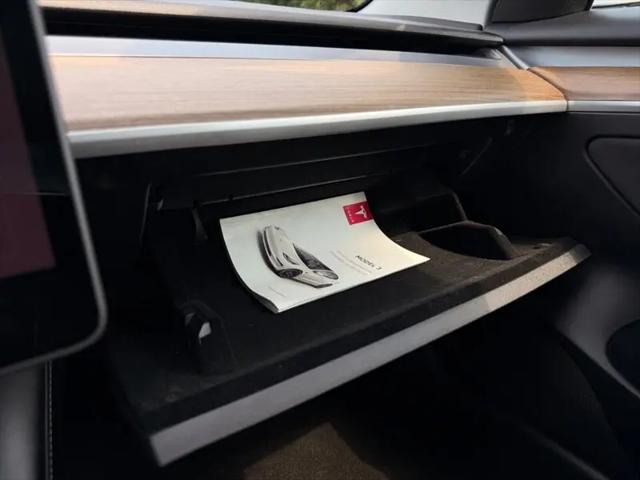2022 Tesla Model 3 Rear-Wheel Drive