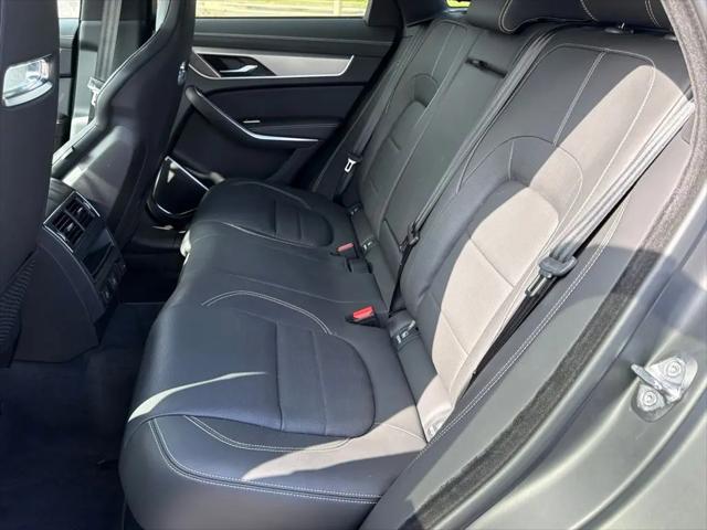 2026 Jaguar F-PACE R-Dynamic S P250 AWD Automatic