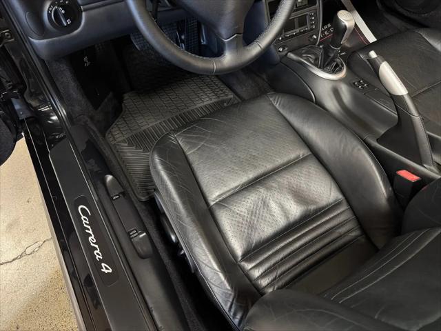 2003 Porsche 911 911 Carrera 4