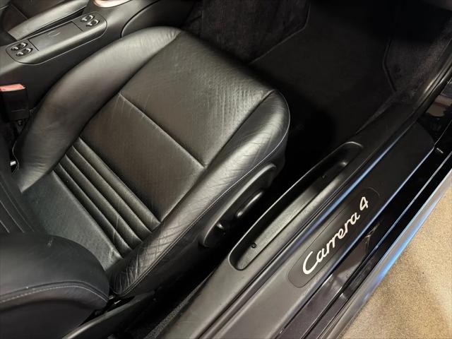 2003 Porsche 911 911 Carrera 4