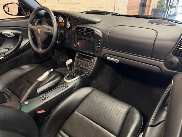 2003 Porsche 911 911 Carrera 4