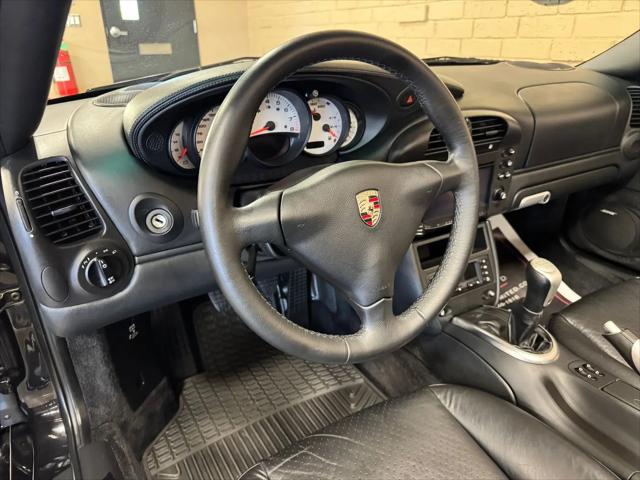 2003 Porsche 911 911 Carrera 4