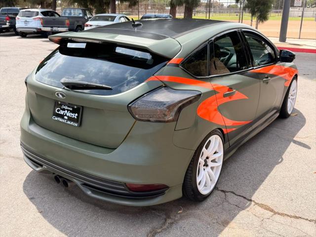 2017 Ford Focus ST