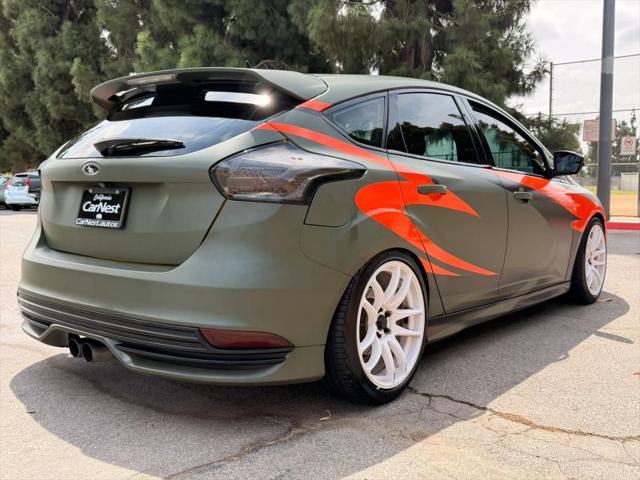2017 Ford Focus ST