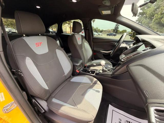 2017 Ford Focus ST