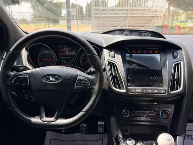 2017 Ford Focus ST