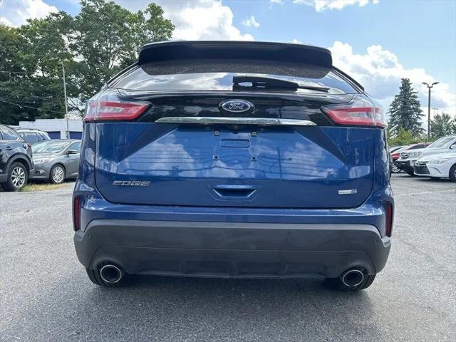 2020 Ford Edge SE