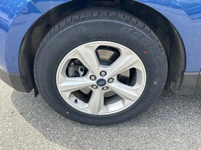 2020 Ford Edge SE