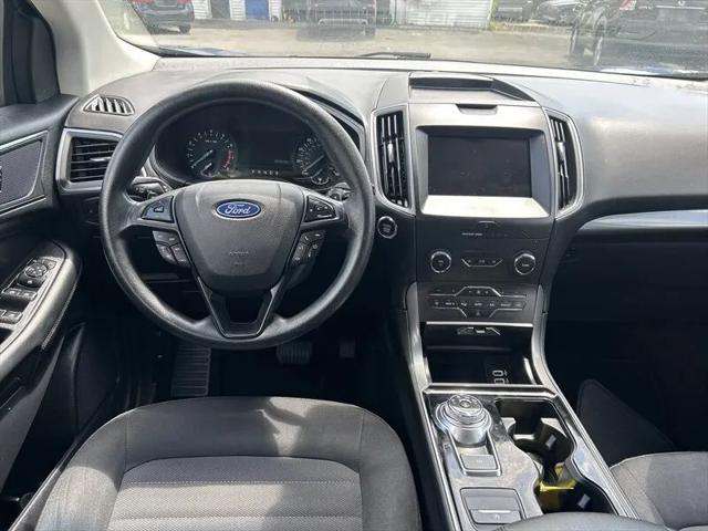 2020 Ford Edge SE