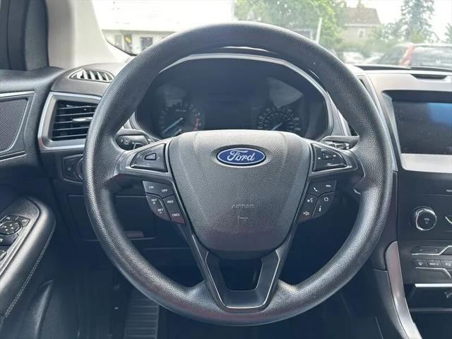 2020 Ford Edge SE