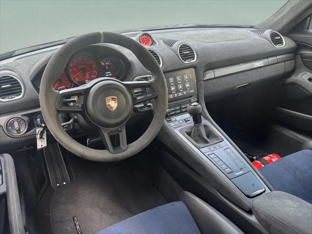 2023 Porsche 718 Cayman GT4 RS