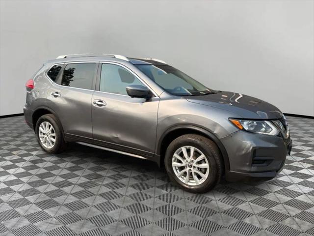2017 Nissan Rogue SV for sale in Morrisville, PA