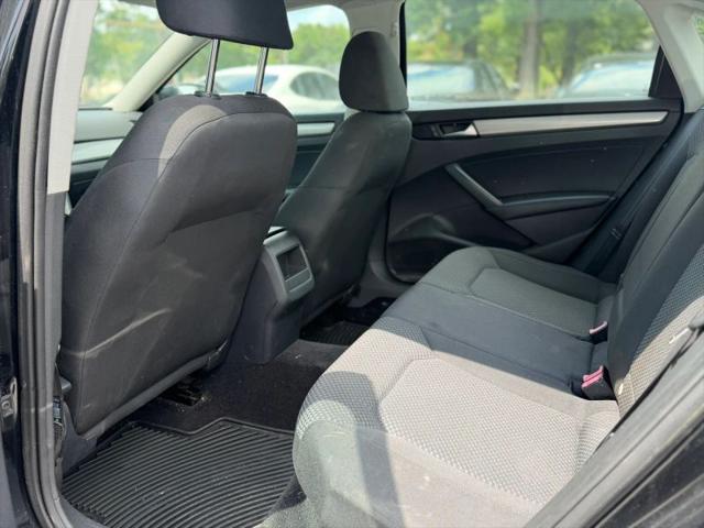 2014 Volkswagen Passat 1.8T S