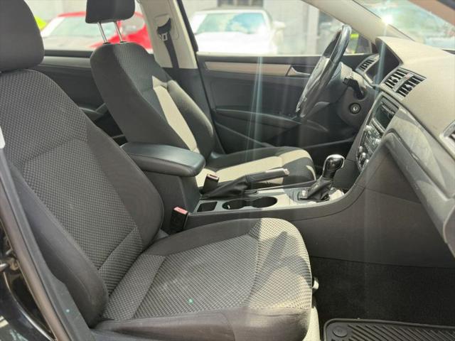 2014 Volkswagen Passat 1.8T S