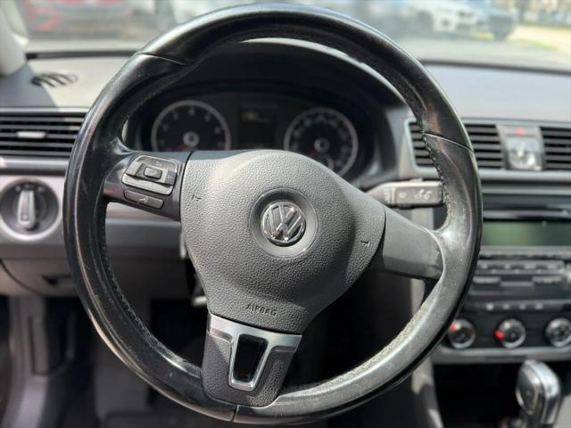 2014 Volkswagen Passat 1.8T S