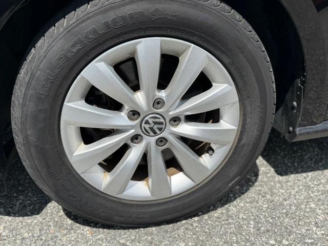 2014 Volkswagen Passat 1.8T S