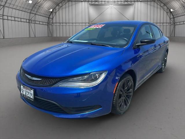 2017 Chrysler 200 Touring