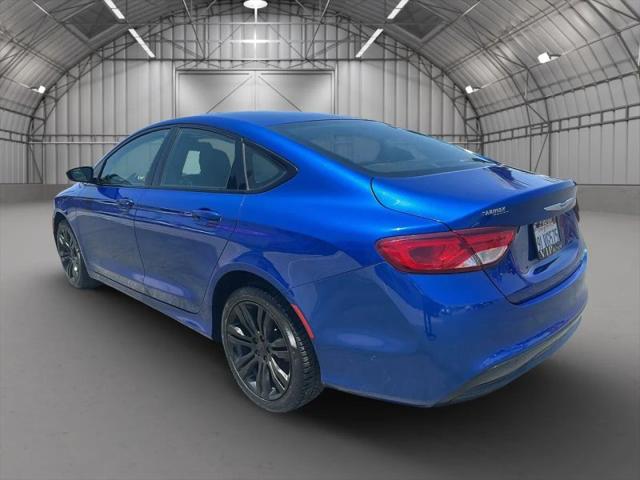 2017 Chrysler 200 Touring