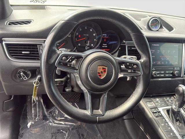 2018 Porsche Macan Base