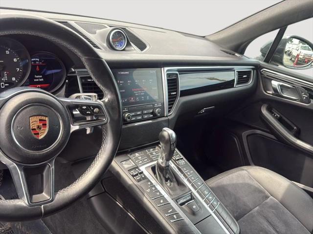 2018 Porsche Macan Base