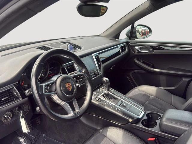 2018 Porsche Macan Base