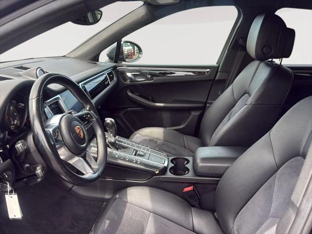 2018 Porsche Macan Base