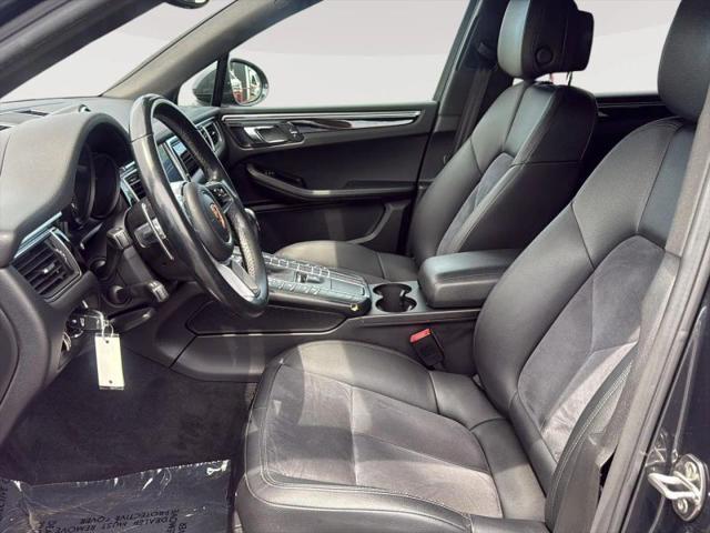 2018 Porsche Macan Base