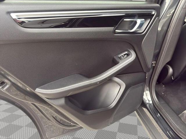 2018 Porsche Macan Base